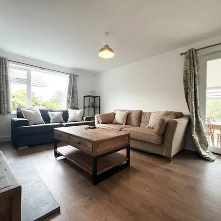 Bright Bungalow With 3 Bedrooms And Garden In Porthlevan Porthleven Esterno foto