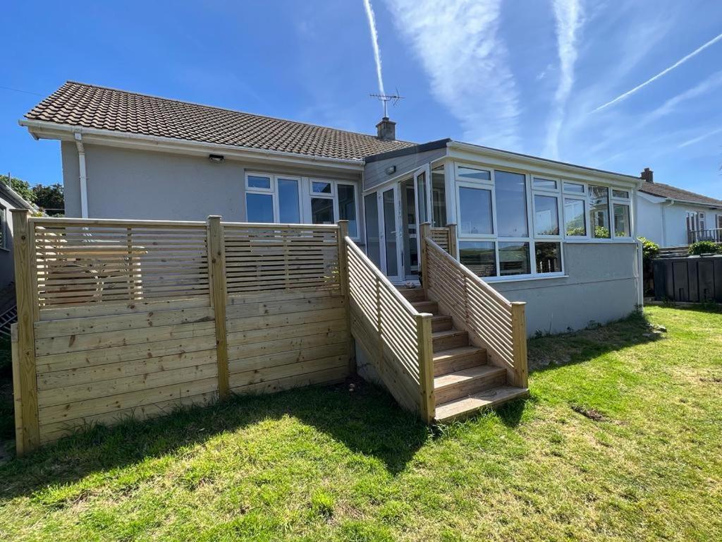 Bright With 3 Bedrooms And Garden In Porthlevan *