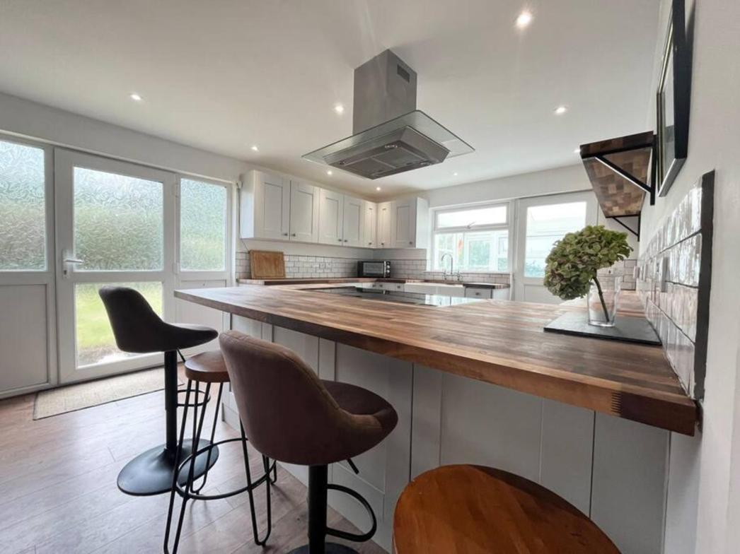 Bright With 3 Bedrooms And Garden In Porthlevan Holiday home Porthleven