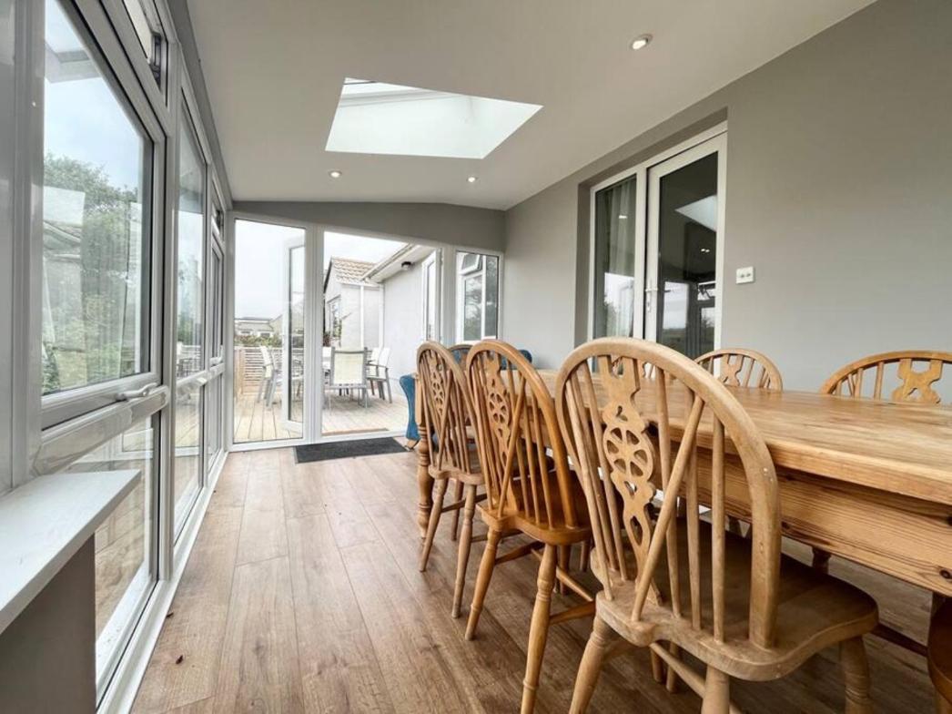 Holiday home Bright With 3 Bedrooms And Garden In Porthlevan *